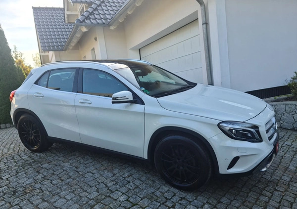 Mercedes-Benz GLA cena 83999 przebieg: 65000, rok produkcji 2016 z Szczebrzeszyn małe 667